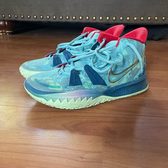 Nike Kyrie 7 Special FX - Picture 3 of 4